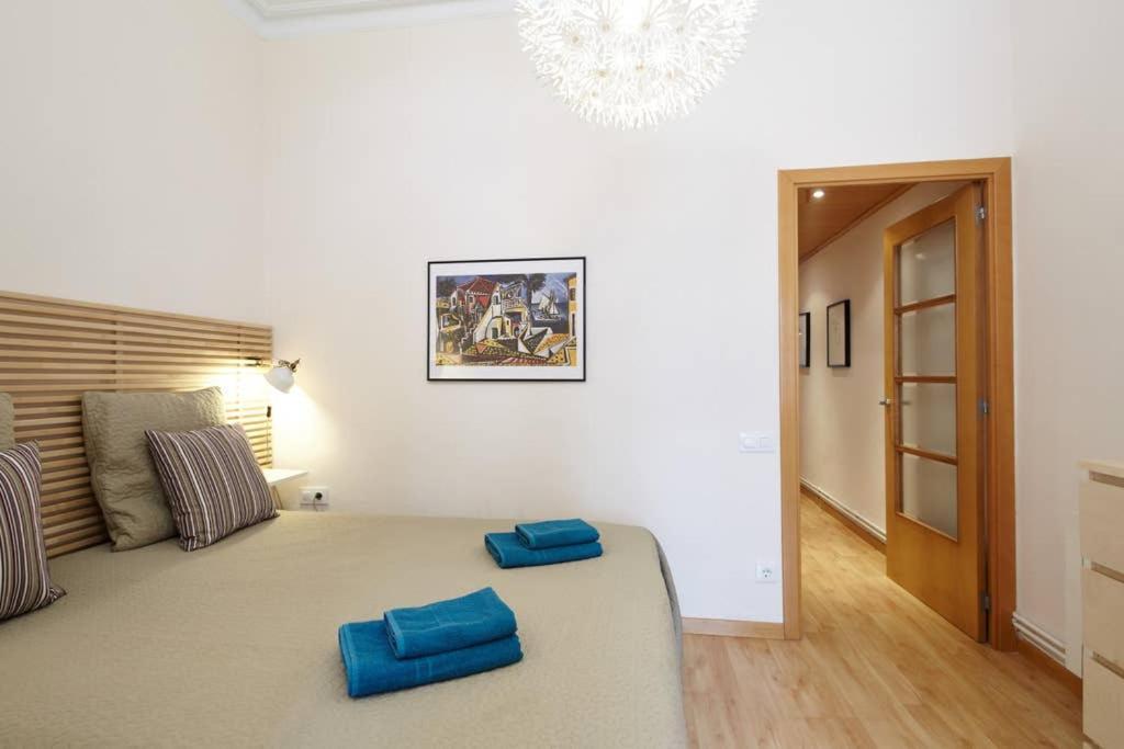 Beautiful Apartment In Eixample Barcellona Camera foto